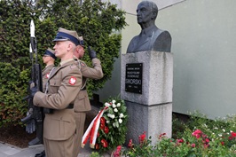 Upamiętnienie generała Władysława Sikorskiego 