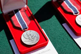 Legnica: ceremonia wręczenia medali Pro Patria