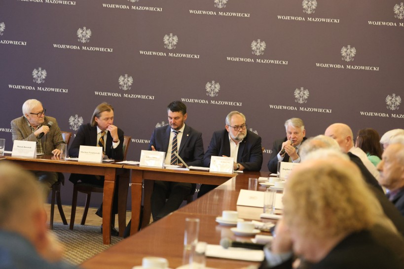 2025.09.03   spotkanie doa u wojewody mazowieckiego   2025.09.03   spotkanie doa u wojewody mazowieckiego