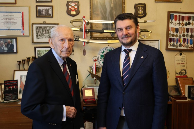 102 urodziny komandora  