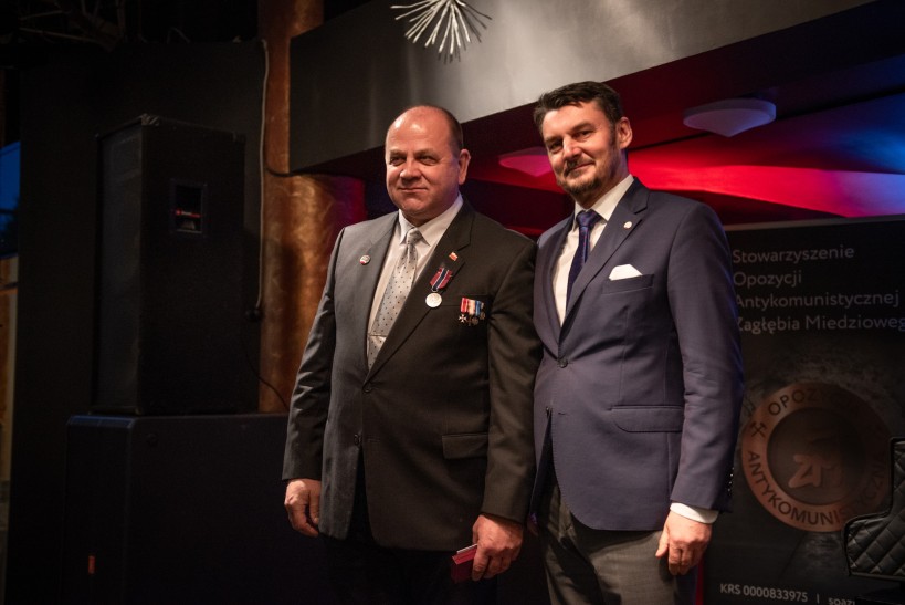 Wreczenie sztandaru Lubin fot. Barbara Jamrocha UdSKiOR 27 Wreczenie sztandaru Lubin fot. Barbara Jamrocha UdSKiOR 27