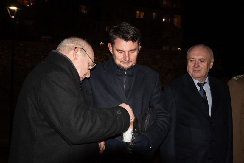 Wreczenie sztandaru Lubin fot. Barbara Jamrocha UdSKiOR 40 Wreczenie sztandaru Lubin fot. Barbara Jamrocha UdSKiOR 40