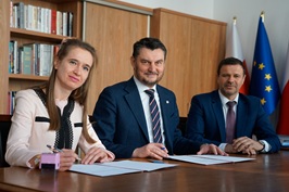 Przedłużone porozumienie między Urzędem a Książnicą Zamojską